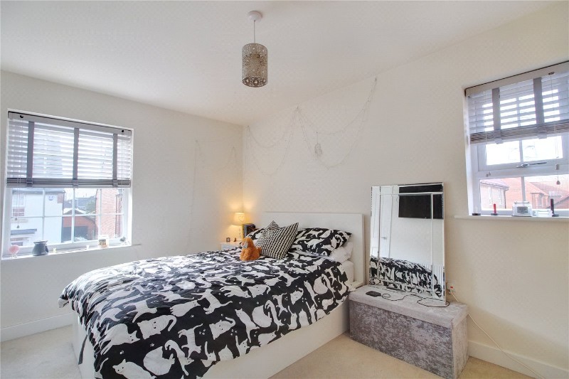 Neale Avenue, Poringland, Norwich, Norfolk, NR14