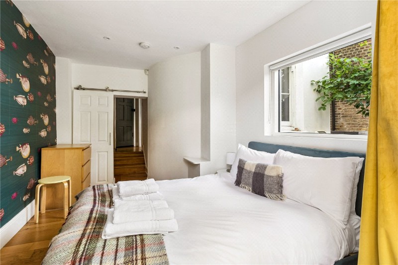 City Road, London, EC1V
