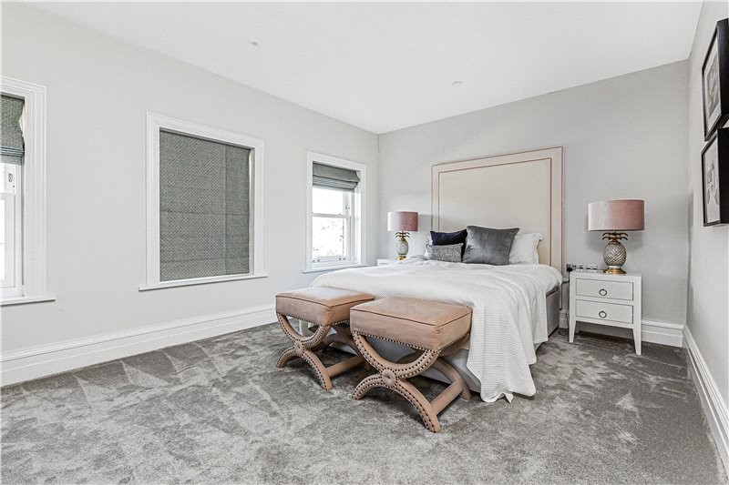 Beverley Road, Barnes, London, SW13