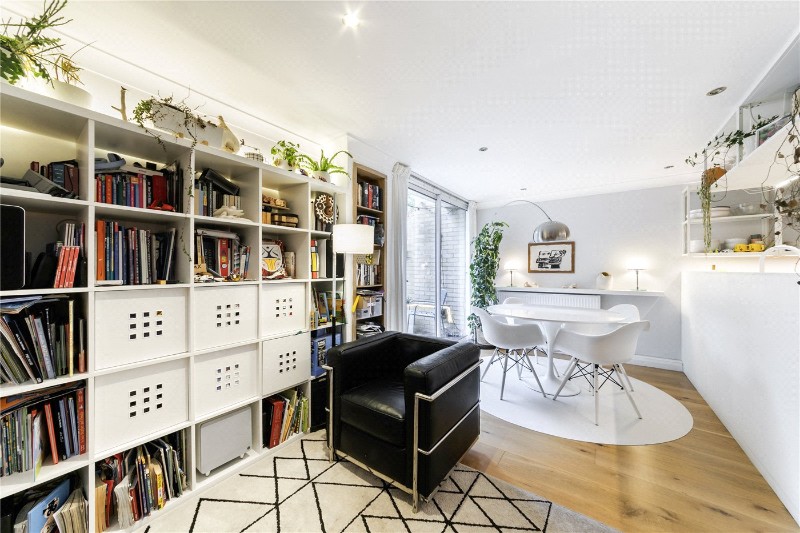 Apex Close, Beckenham, BR3