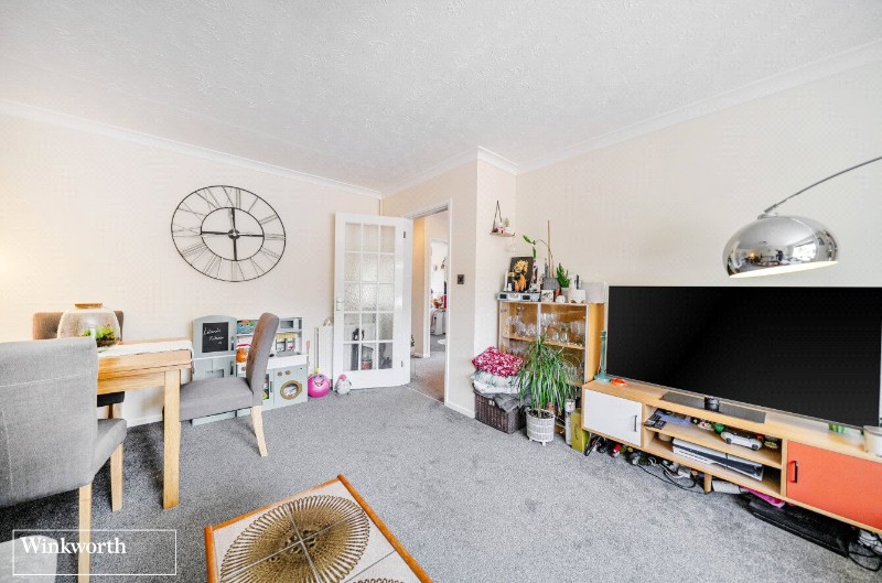 June Drive, Basingstoke, Hampshire, RG23