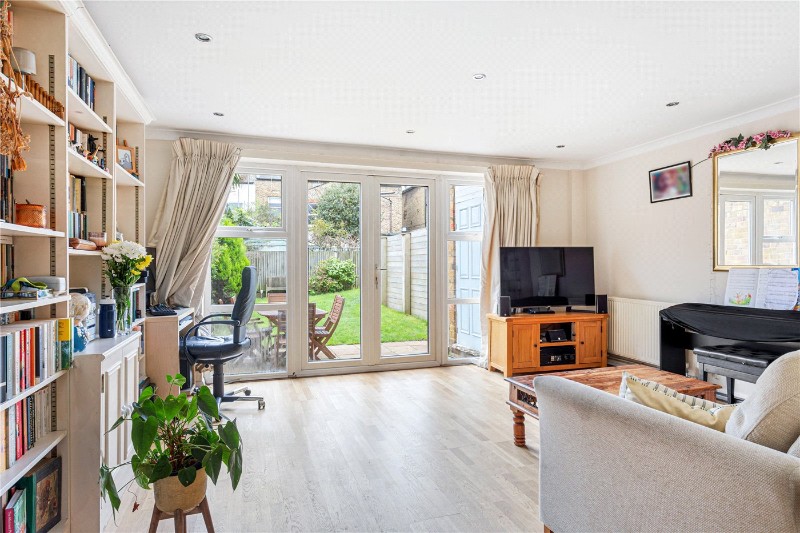Lebanon Gardens, Putney, SW18
