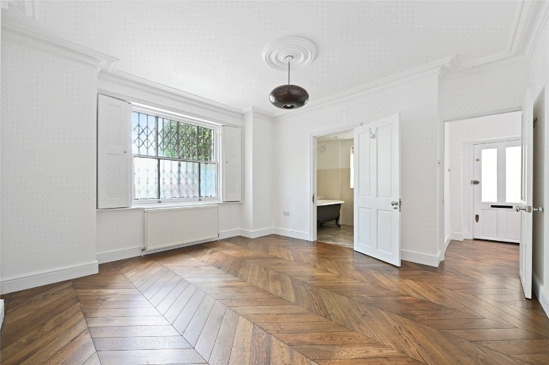 Pembridge Villas, London, W11