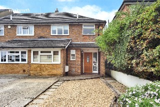 Clarkes Avenue, Worcester Park, KT4