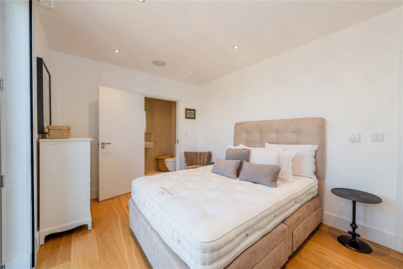 Faraday Road, London, W10