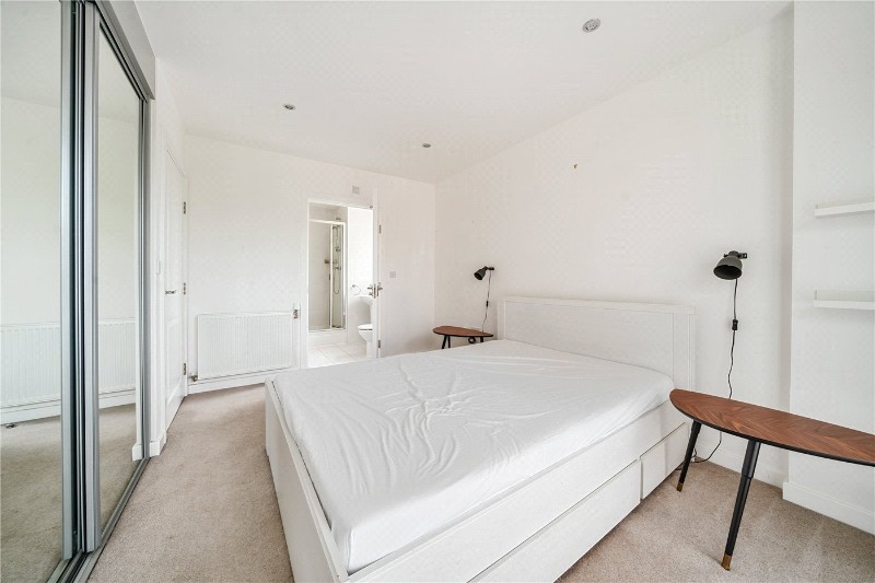 Essian Street, London, E1