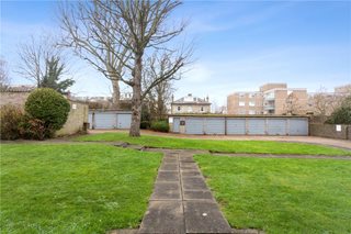 Tragail, Mercier Road, London, SW15