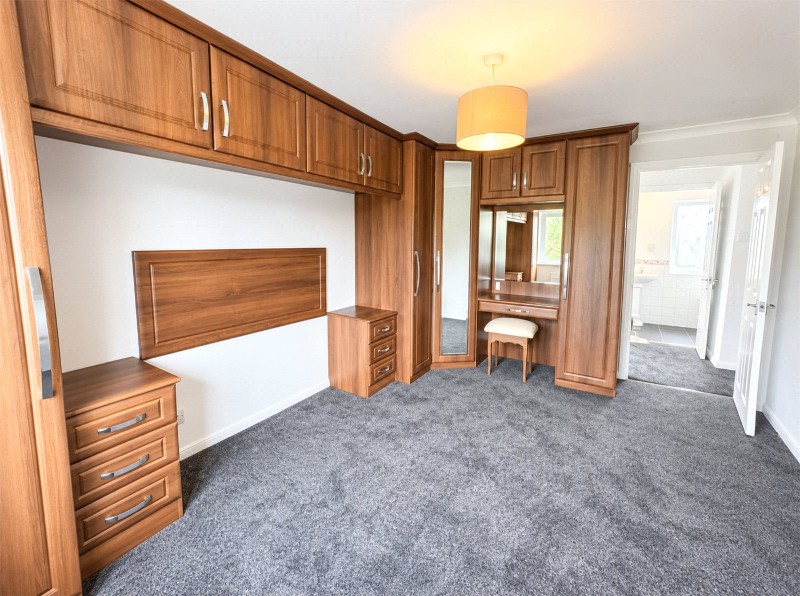 Holmsdale Close, Westcliff-on-Sea, Essex, SS0