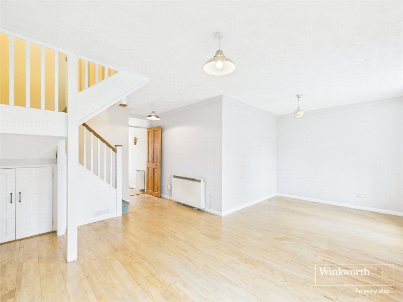 Lipscombe Close, Newbury, Berkshire, RG14