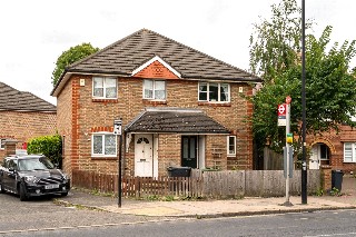 Mitcham Lane, London, SW16