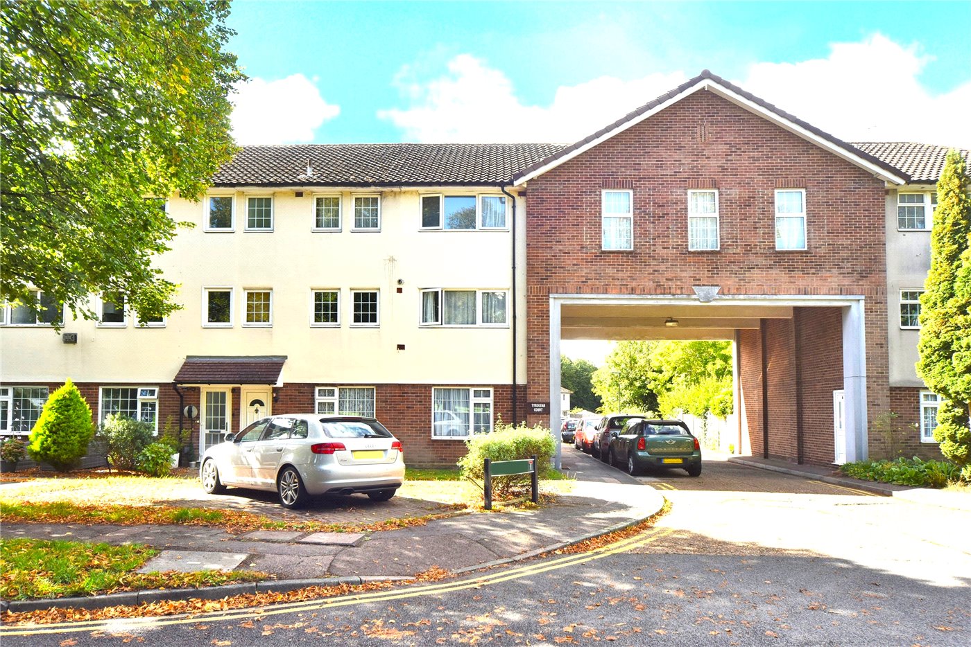 Avenue Road, Banstead, Surrey, SM7