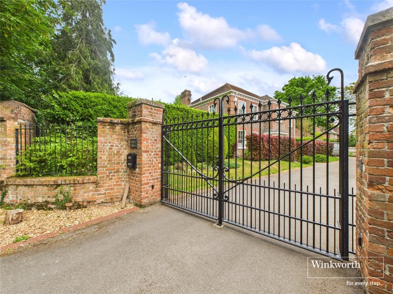 Calcot Park, Calcot, Reading, Berkshire, RG31