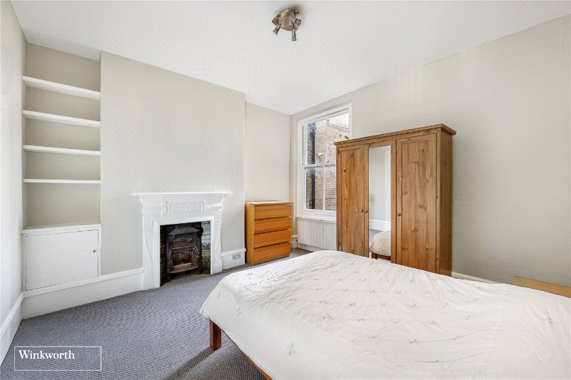 Sutton Court, Fauconberg Road, London, W4