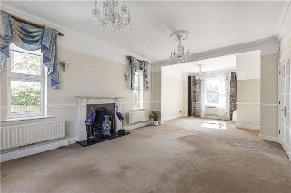 Devereux Lane, Barnes, London, SW13