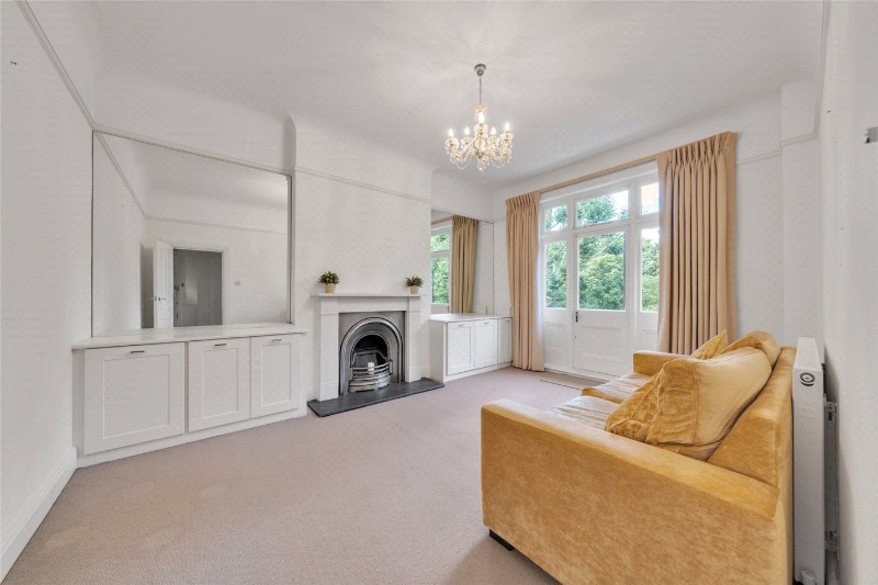 Ashworth Mansions, Grantully Road, Maida Vale, London, W9