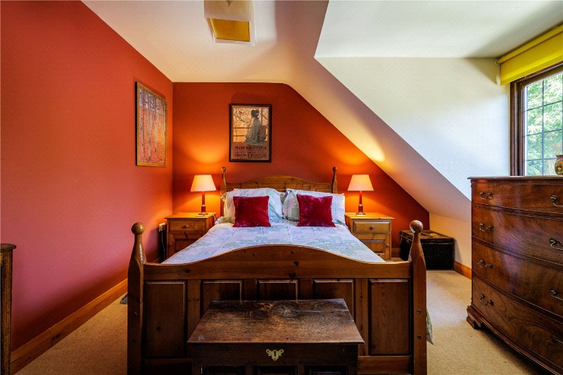 Sheephatch Lane, Tilford, Farnham, Surrey, GU10