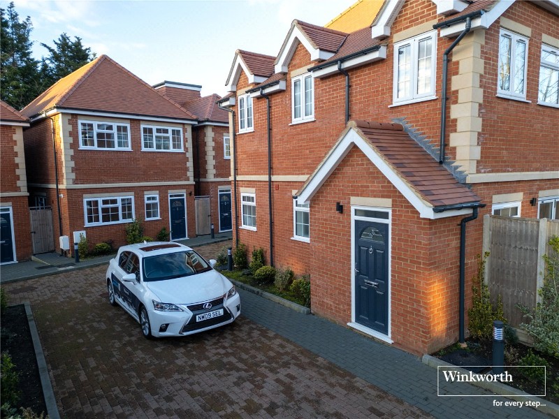 Maxwelton Close, Mill Hill, NW7