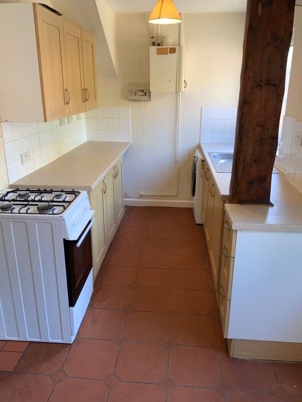 Arthur Close, Farnham, Surrey, GU9