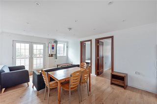 Roz House, 13 Stanway Street, N1