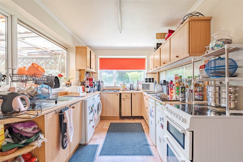 Violet Farm Close, Corfe Mullen, Wimborne, Dorset, BH21