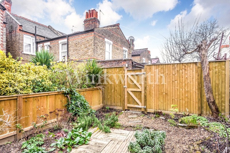 Abbotsford Avenue, London, N15