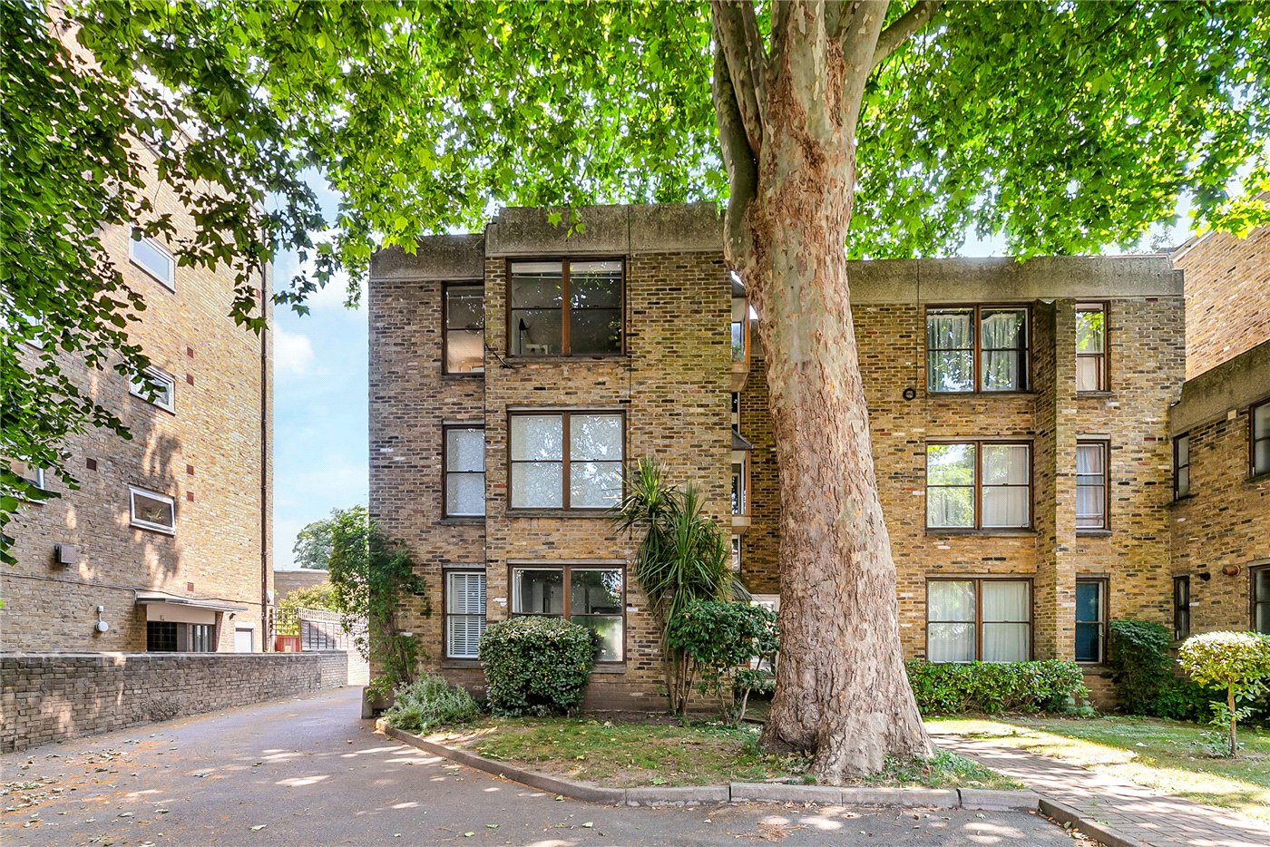 The Chase, London, SW4