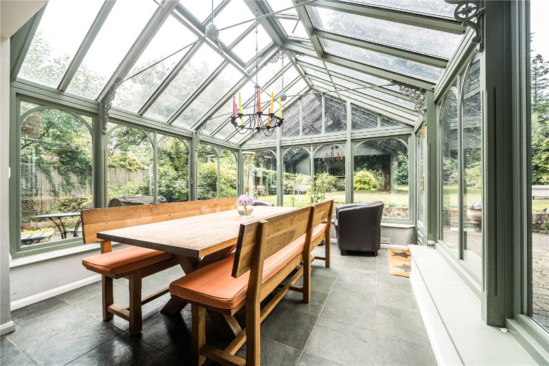 Tilford Road, Farnham, Surrey, GU9