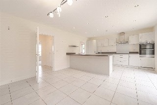 Madan Gardens, Bishops Tachbrook, Leamington Spa, Warwickshire, CV33