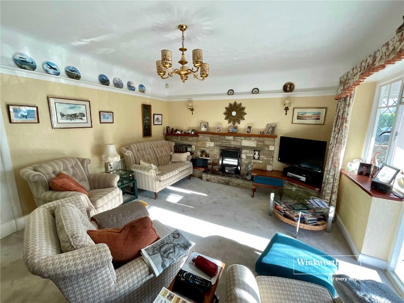Lymington Road, Highcliffe, Dorset, BH23