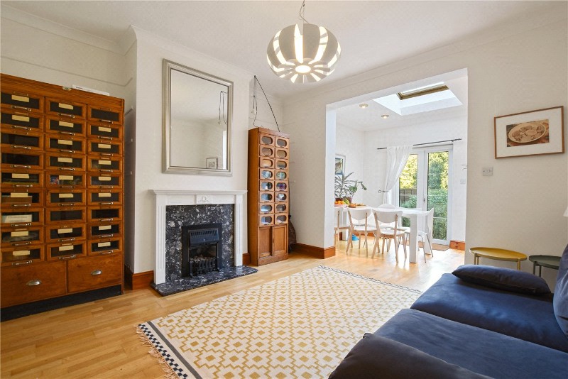 Dewsbury Road, London, NW10