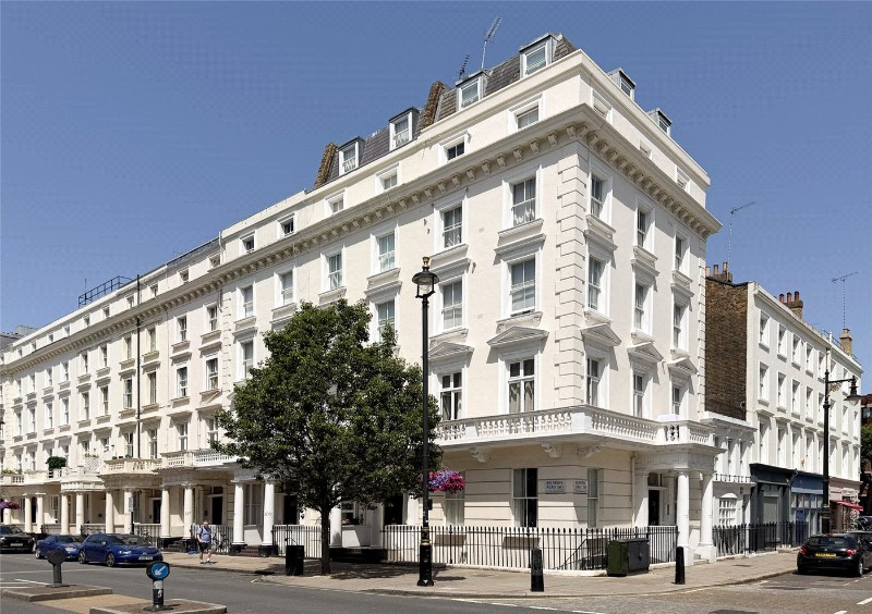 St Georges Square, London, SW1V