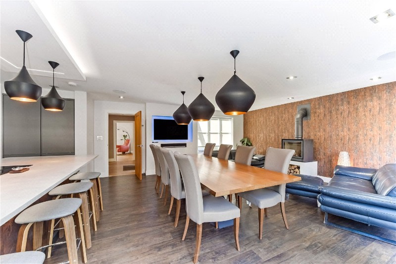 Borough Road, Petersfield, Hampshire, GU32