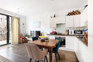 Tryon Crescent, London, E9