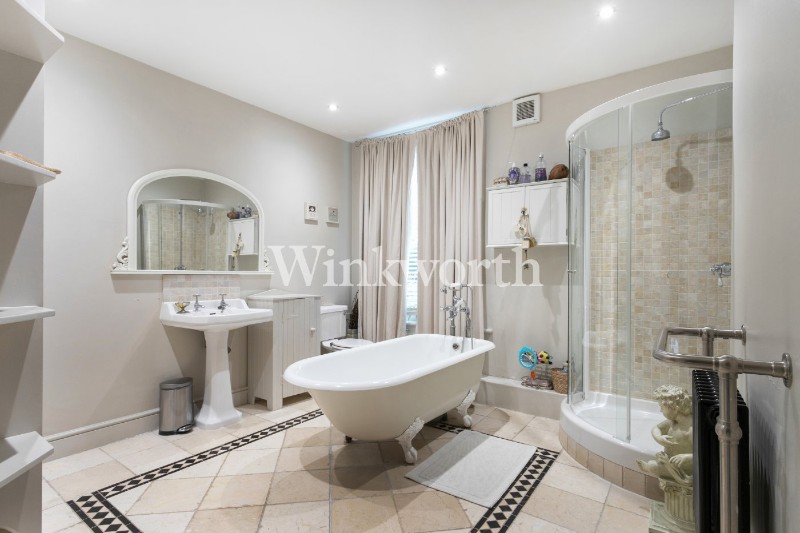 Derwent Road, London, N13