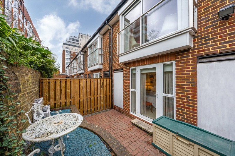 Grace&#39;s Mews, Abbey Road, St John&#39;s Wood, London, NW8