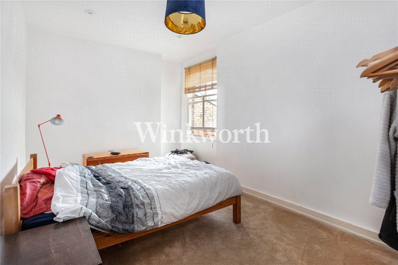 Grand Parade, London, N4