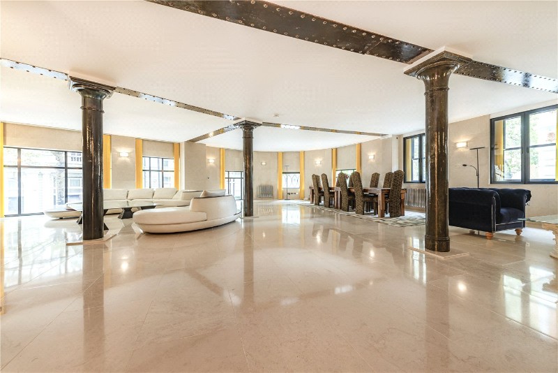 Northumberland Avenue, London, WC2N