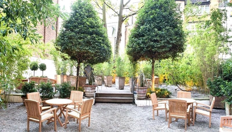 Hill Street, London, W1J