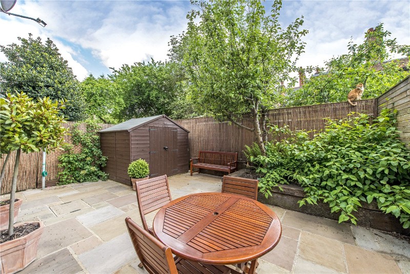 Cricklade Avenue, London, SW2