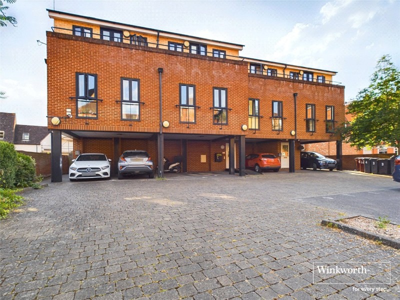 Home Court, 96 London Street, Reading, Berkshire, RG1