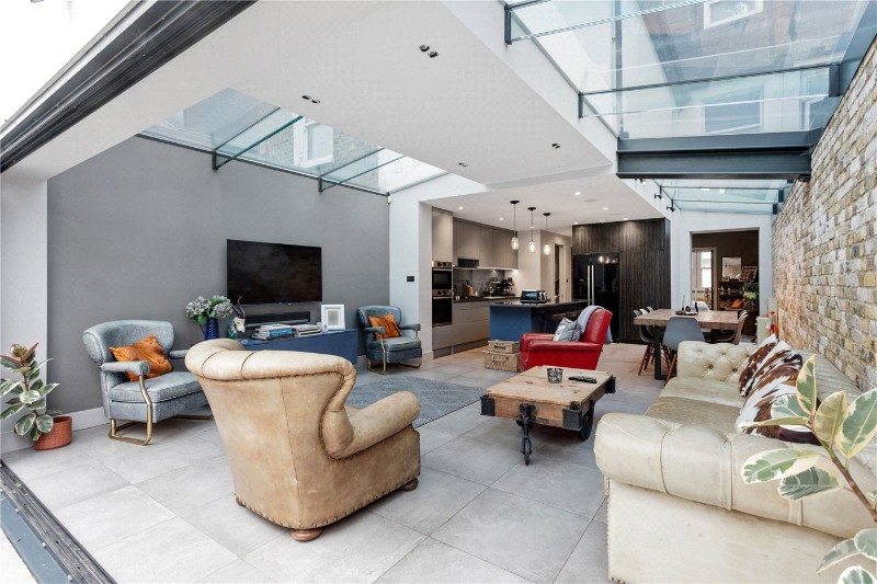 Undine Street, London, SW17