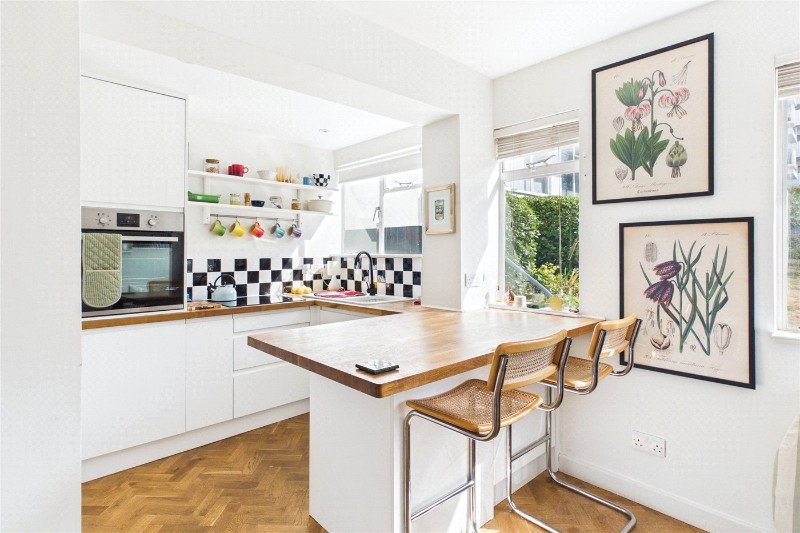 Streatham Hill, London, SW2