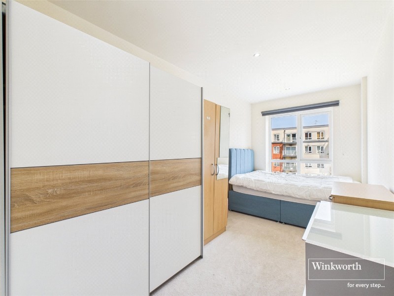 East Drive, London, NW9
