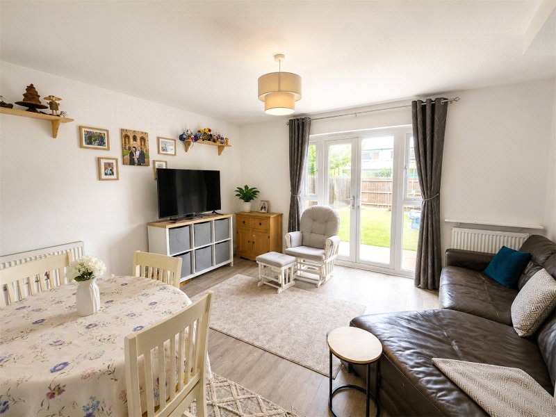 Folkestone Close, Bourne, Lincolnshire, PE10