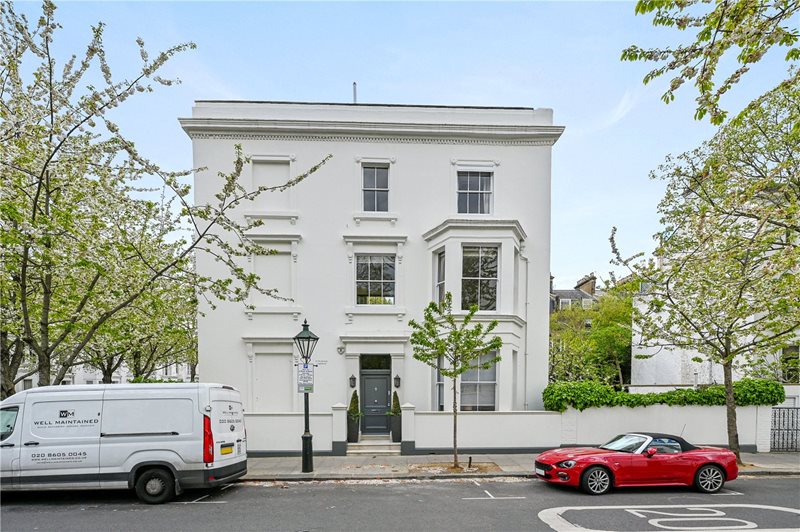 Vicarage Gardens, Kensington, London, W8