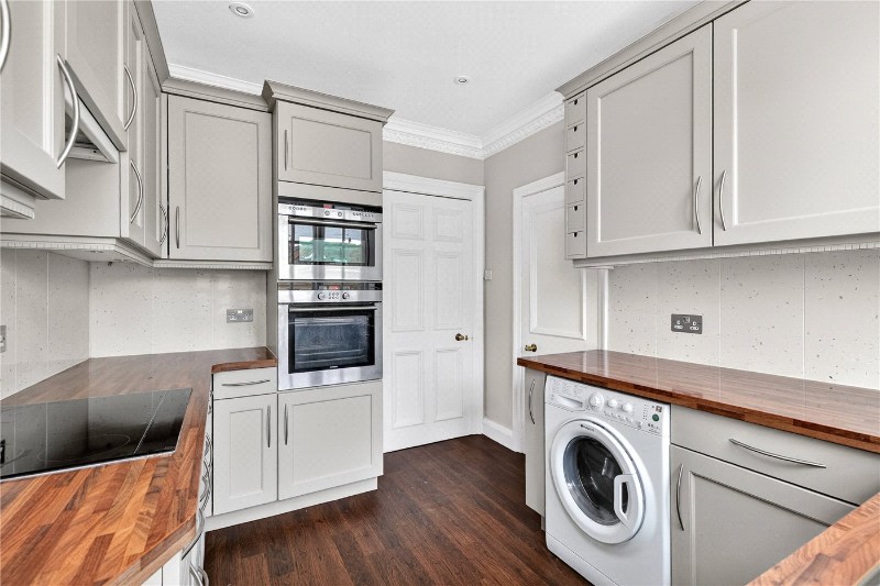 Russell Road, Shepperton, Surrey, TW17