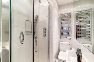 Kennington Lane, London, UK, SE11