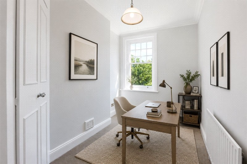 West Hill, London, SW18