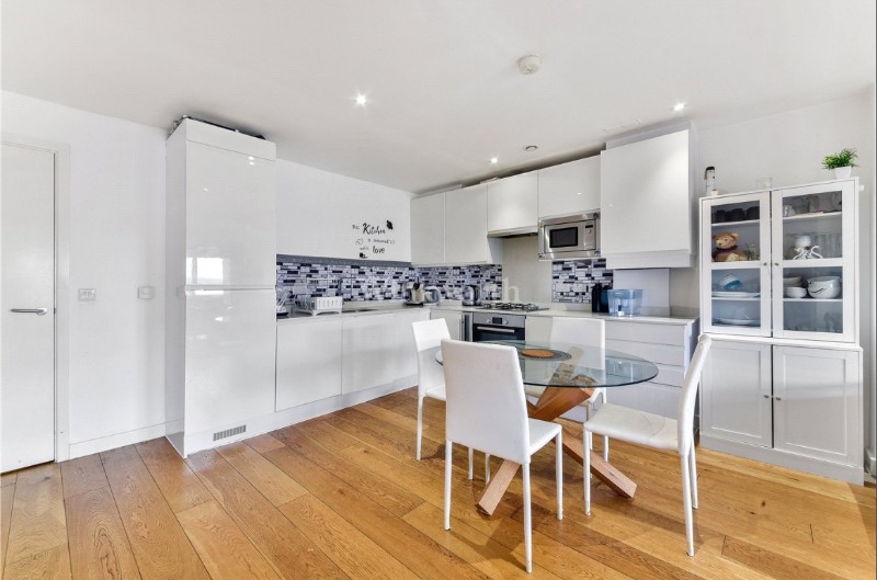 Bromley Road, London, SE6