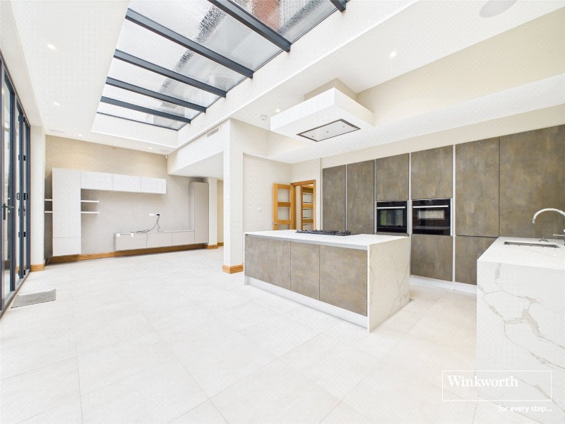 Shirehall Park, Hendon, NW4